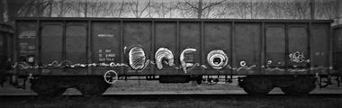 Graffiti Train - Photo by dirtyartterror - info