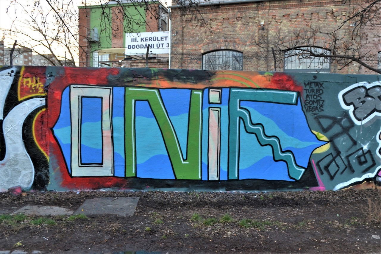 Graffiti Wall in Budapest - Photo by dirtyartterror - onif, dat, rhl (2017)