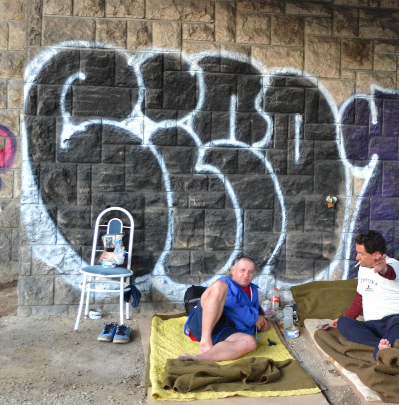 Graffiti Bombing - Photo by dirtyartterror (2016)