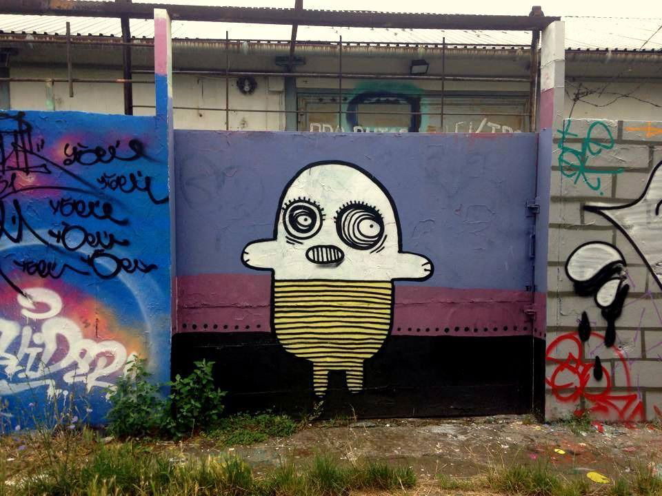 Graffiti Street Art - Photo by dirtyartterror - INFOPAPA, BUDAPEST, HUNGARY (2014)