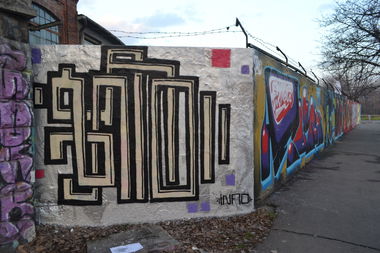 Graffiti Wall in Budapest - Photo by dirtyartterror - info, dat, rhl (2018)