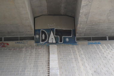 Graffiti Bombing - Photo by dirtyartterror - DAT, HUNGARY (2017)