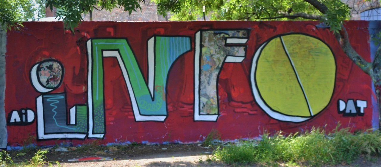 Graffiti Wall - Photo by dirtyartterror - INFO, DAT, RHL (2017)