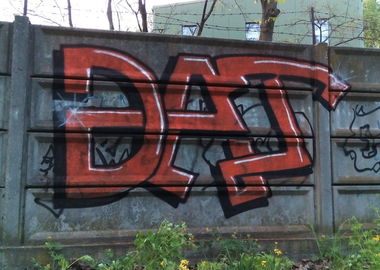 Graffiti Bombing - Photo by dirtyartterror - DAT, DOGG, BUDAPEST (2016)