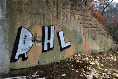 Graffiti Bombing - Photo by dirtyartterror - rhl, erhael, hungary (2015)