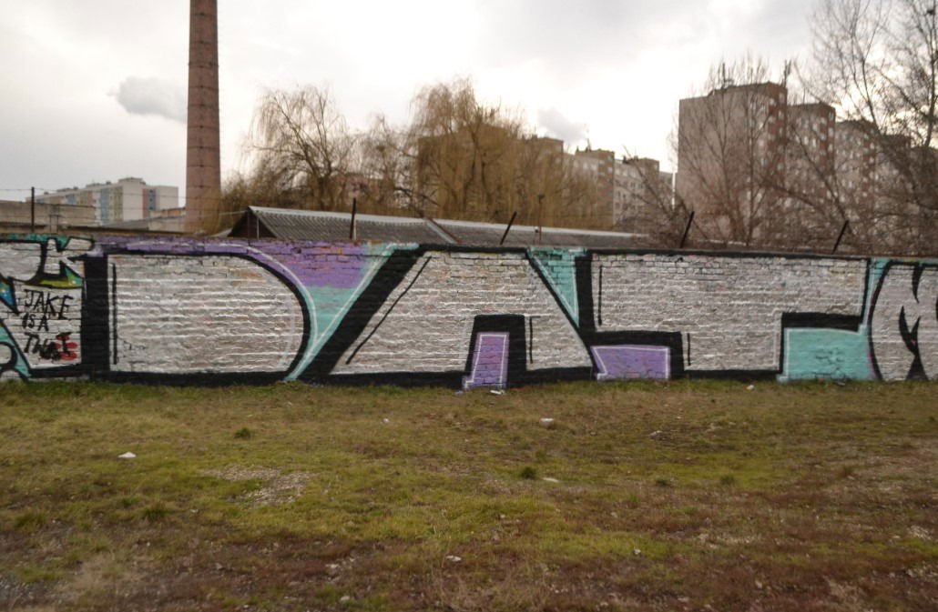 Graffiti Bombing - Photo by dirtyartterror - DAT (2015)