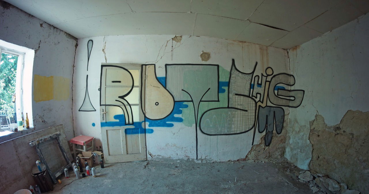 Graffiti Artwork - Photo by dirtyartterror - irot, ip, shitg (2015)