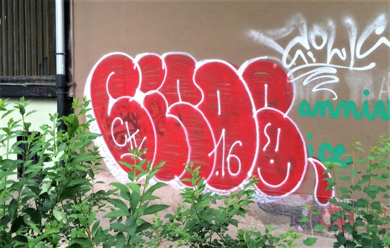 Graffiti Bombing - Photo by dirtyartterror - cipoe (2016)