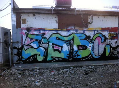 Graffiti Wall in Tula - Photo by disco - ebvs