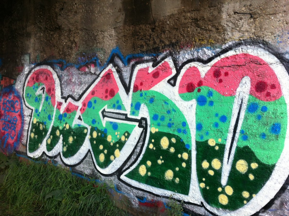 Graffiti Wall - Photo by disco