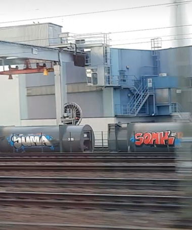 Graffiti Bombing in Köln - Photo by dmdyuma (2021)