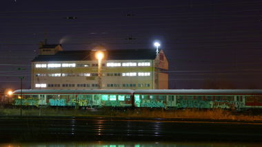 Graffiti Train - Photo by dntknw - atmosphere