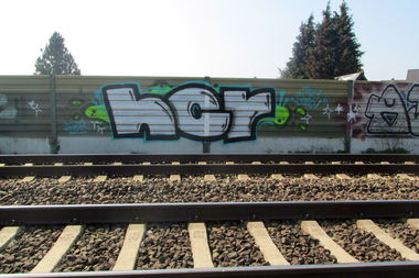 Graffiti Bombing - Photo by docThor - Thor, HCR (2014)