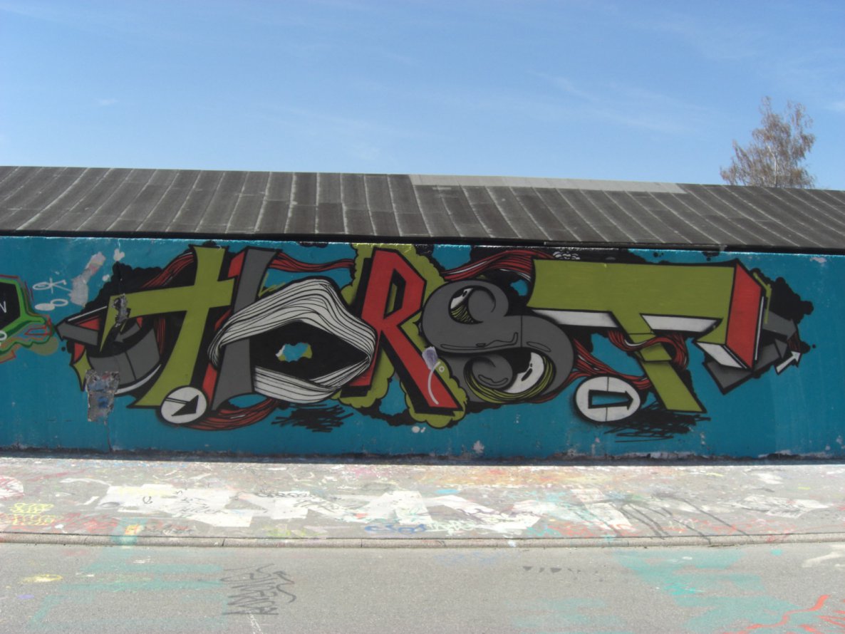 Graffiti Wall - Photo by dogtowner - horst