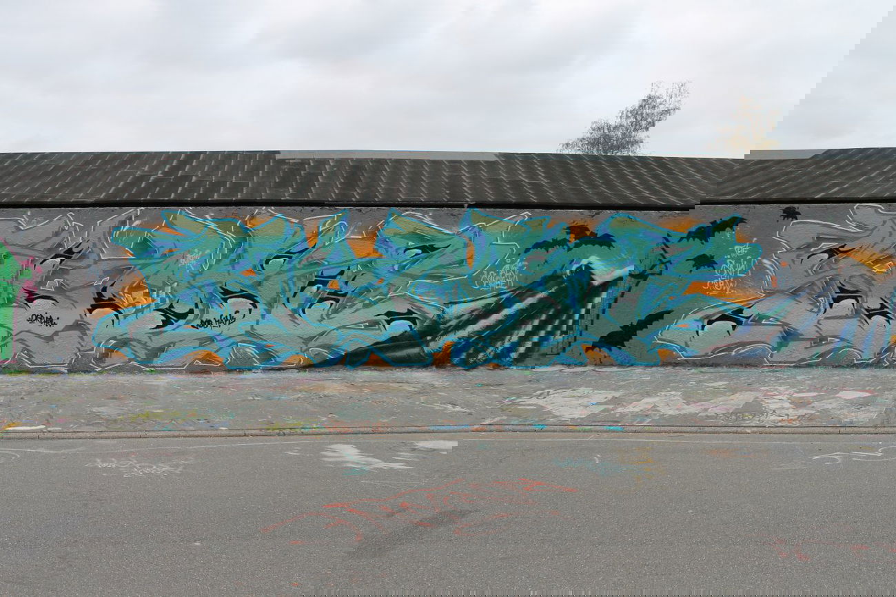 Graffiti Wall - Photo by dogtowner - smoke