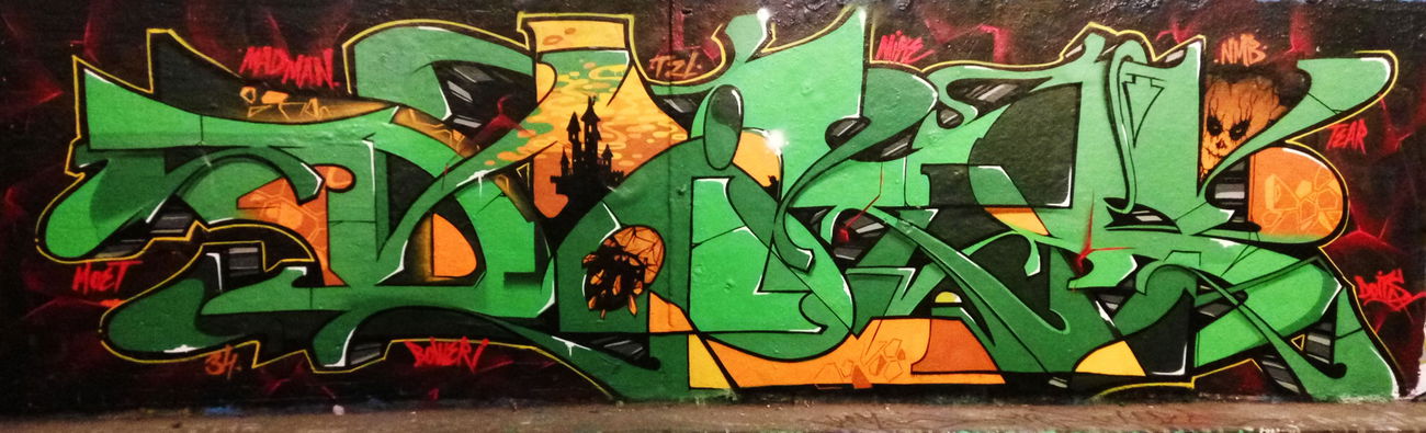 Graffiti Wall in Leake Street - Photo by doits (2017)