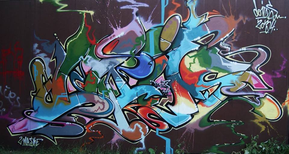 Graffiti Wall - Photo by doits