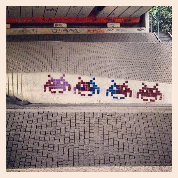 Graffiti Street Art - Photo by done8 - done, jaq, kdsc (2011)