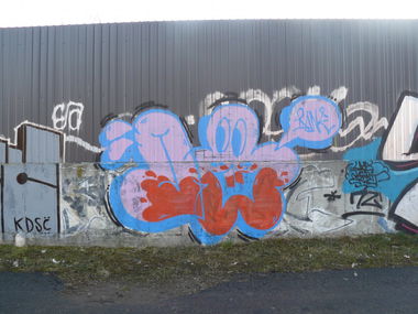 Graffiti Bombing - Photo by done8 - done, kdsc (2013)