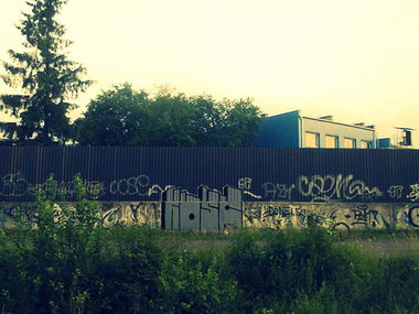 Graffiti Bombing - Photo by done8 - done, kdsc (2013)