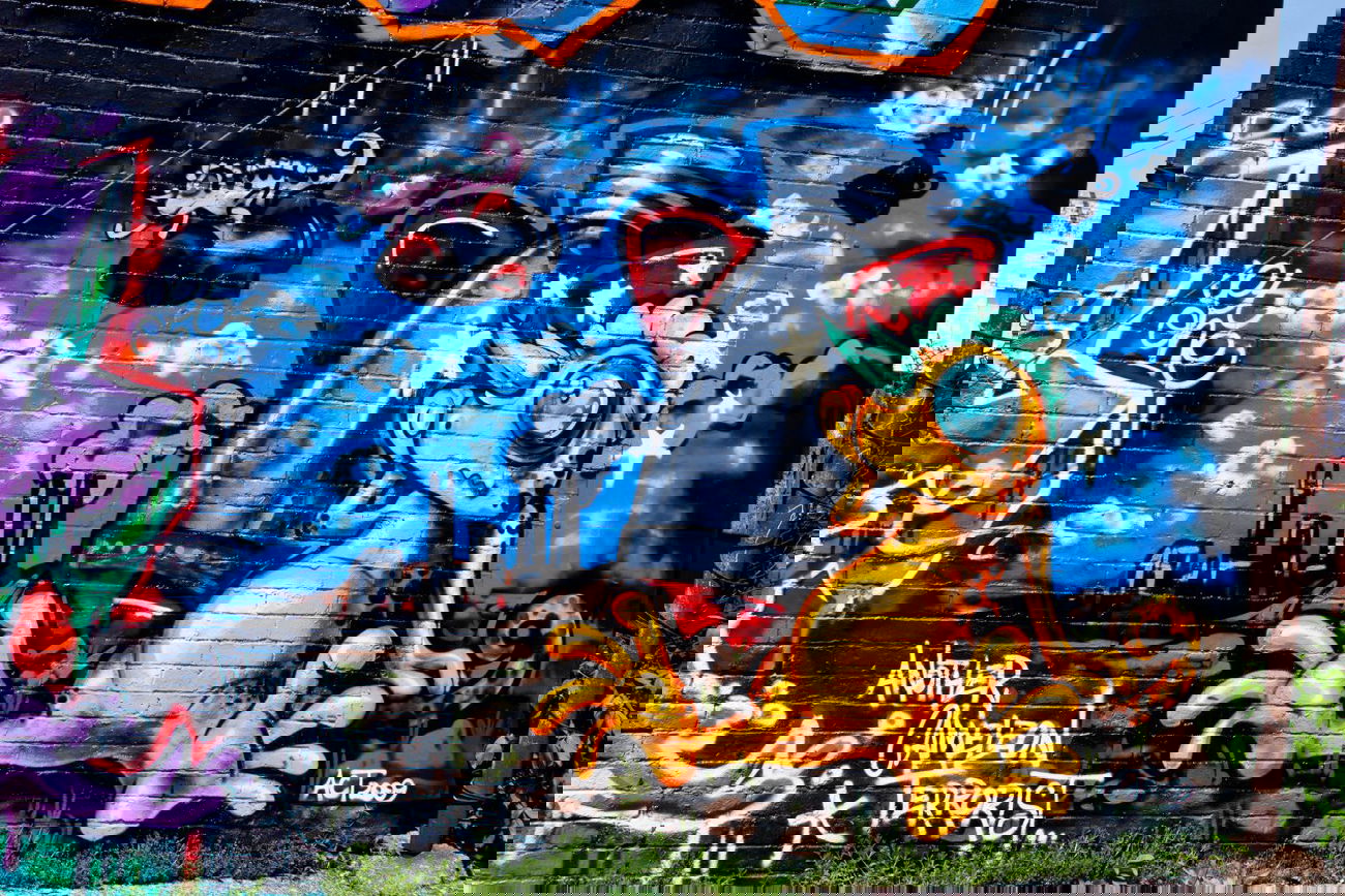 Graffiti Wall - Photo by doni