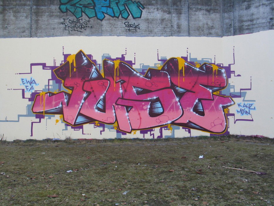 Graffiti Wall in Hamburg - Photo by doppeldee - Juse781, ewa, fp