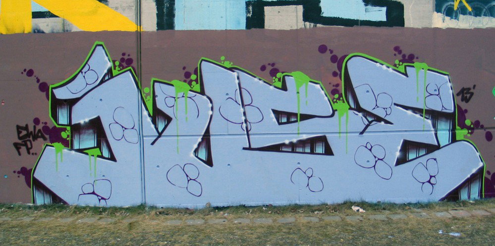 Graffiti Wall in Hamburg - Photo by doppeldee - juse781, ewa, fp (2013)