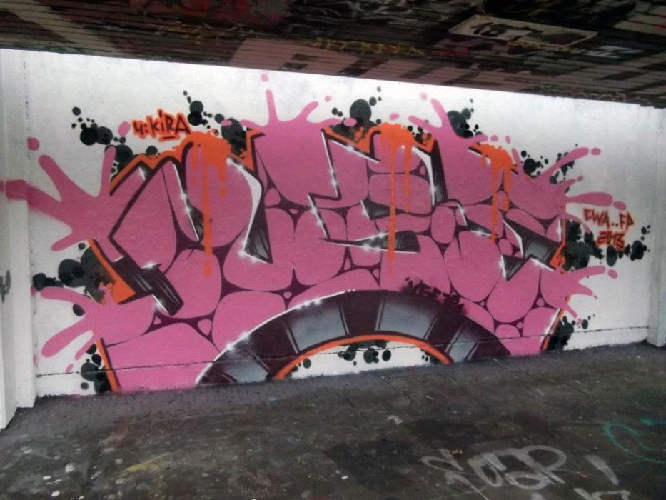 Graffiti Bombing in Hamburg - Photo by doppeldee - juse781, ewa, fp