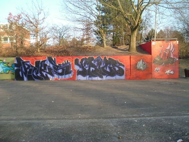 Graffiti Wall in Lüneburg - Photo by doppeldee - juse781, rukb, trica (2006)