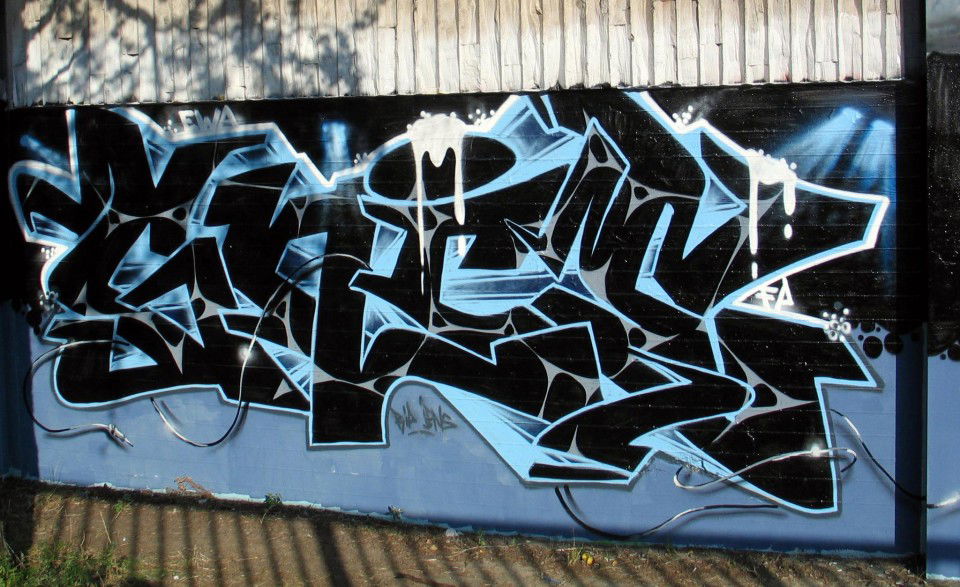 Graffiti Wall in Lüneburg - Photo by doppeldee - juse781, g.nie, ewa (2012)