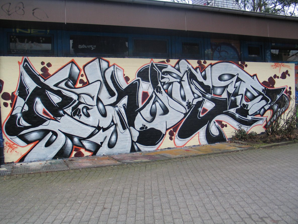 Graffiti Wall in Hamburg - Photo by doppeldee - bak, juse781, ewa (2014)