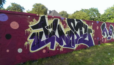 Graffiti Wall in Hamburg - Photo by doppeldee - Juse781, ewacrew (2016)