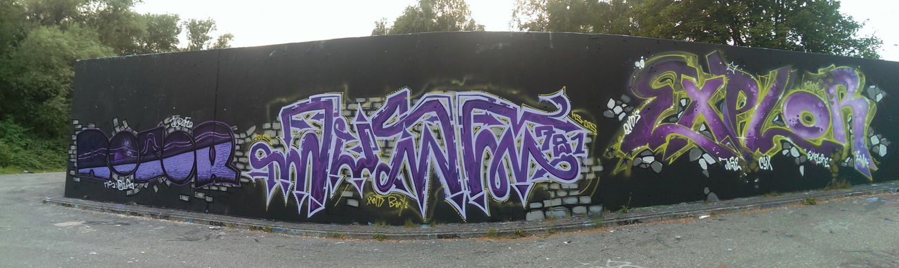 Graffiti Wall in Hamburg - Photo by doppeldee - Juse781, ewa, hs (2016)