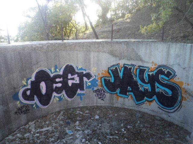 Graffiti Wall in Yalta - Photo by dose - dose, jays (2012)