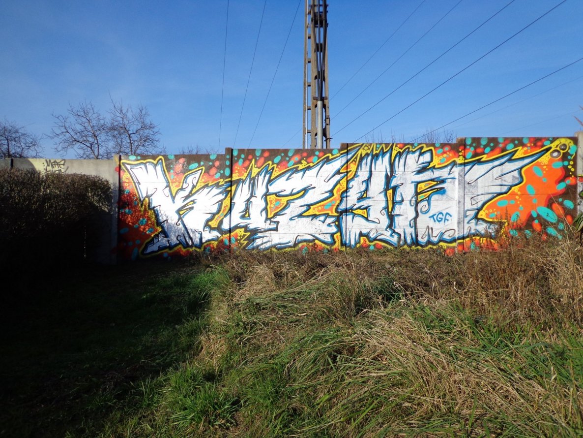 Graffiti Wall - Photo by dreadlooks (2014)