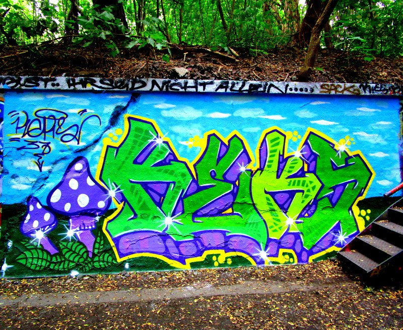 Graffiti Wall in Berlin - Photo by dreisieben - 37, Keks, Keks37 (2014)