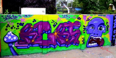Graffiti Wall in Berlin - Photo by dreisieben - Keks, 37, Keks37 (2014)