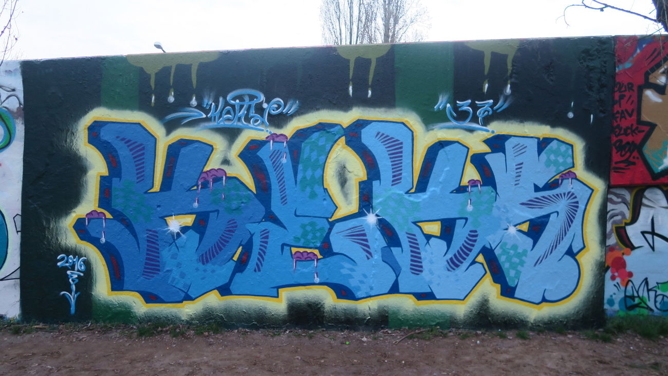 Graffiti Wall - Photo by dreisieben - keks, 37
