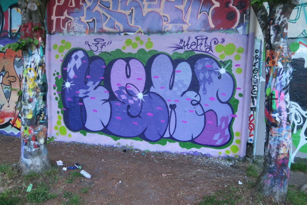 Graffiti Wall - Photo by dreisieben - 37, keks (2016)