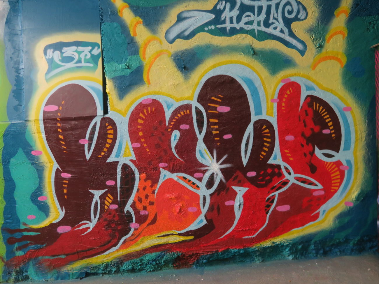 Graffiti Wall - Photo by dreisieben - keks, 37 (2016)