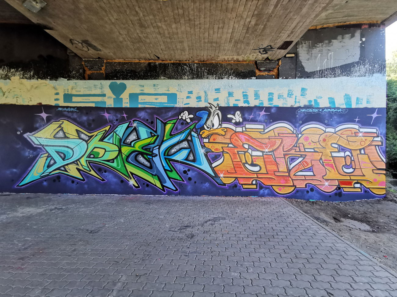 Graffiti Wall - Photo by drek - drek, eke, bevallstars (2020)