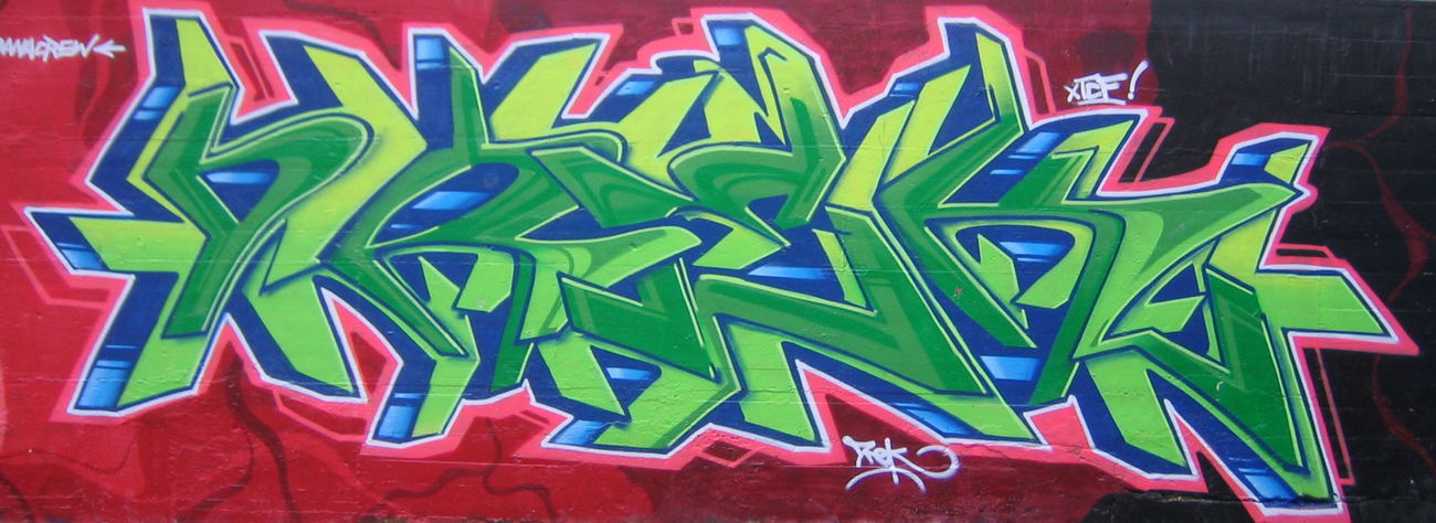 Graffiti Wall - Photo by drek - drek, bevallstars, kassel (2004)