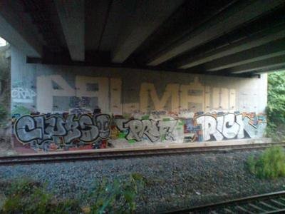 Graffiti Bombing in Bayreuth - Photo by dripslover - hls, prof, rick (2010)