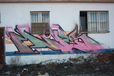 Graffiti Wall in Leipzig - Photo by dripslover - mies, org