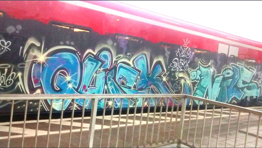 Graffiti Train in Nürnberg  - Photo by dripslover - dnsc, dns, nils (2016)