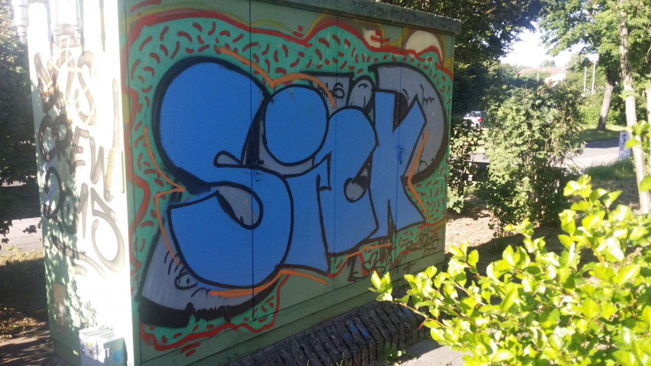 Graffiti Wall in Bayreuth - Photo by dripslover - sick, huso