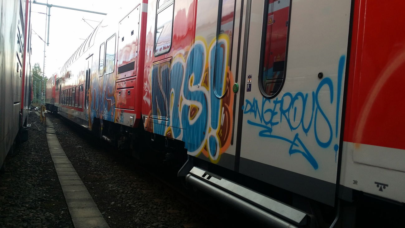 Graffiti Train in Fulda - Photo by dripslover - dns, dnsc, nils (2015)