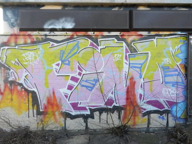 Graffiti Wall in Berlin - Photo by dripslover - fino (2008)