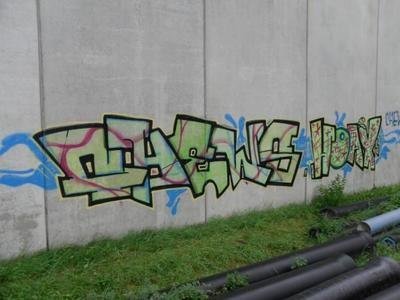 Graffiti Wall in Bayreuth - Photo by dripslover - chews, asf, hoax (2010)