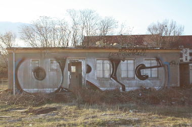 Graffiti Bombing in Leipzig - Photo by dripslover - org